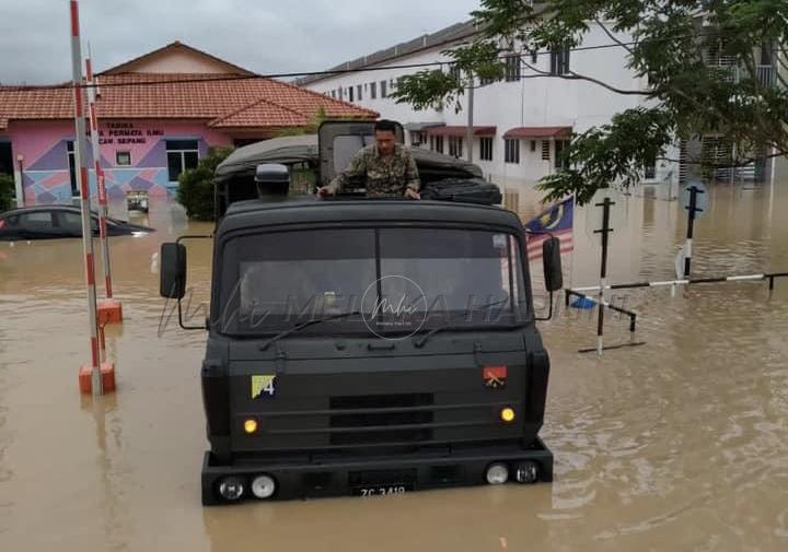 Banjir: Putera Raja Arab zahir hasrat bantu Malaysia