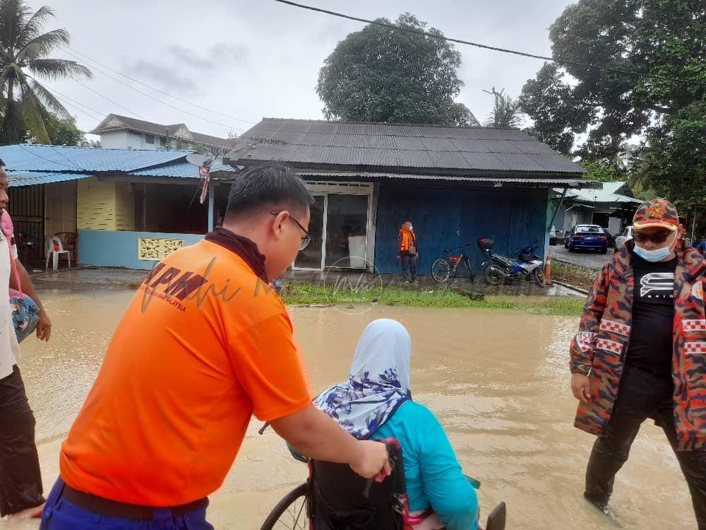 Mangsa banjir di Melaka dipindahkan meningkat kepada 563 orang