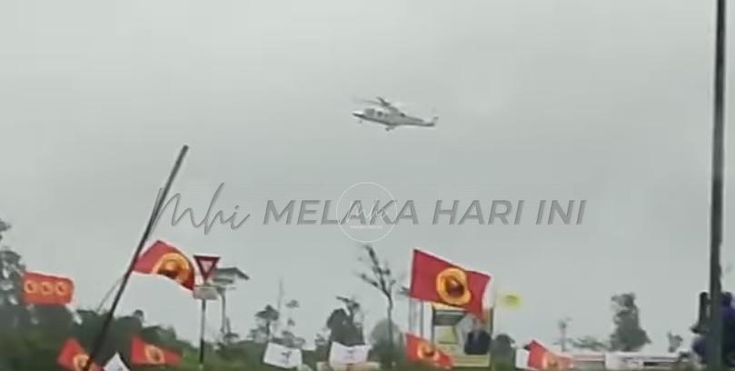 Helikopter Mendarat Cemas