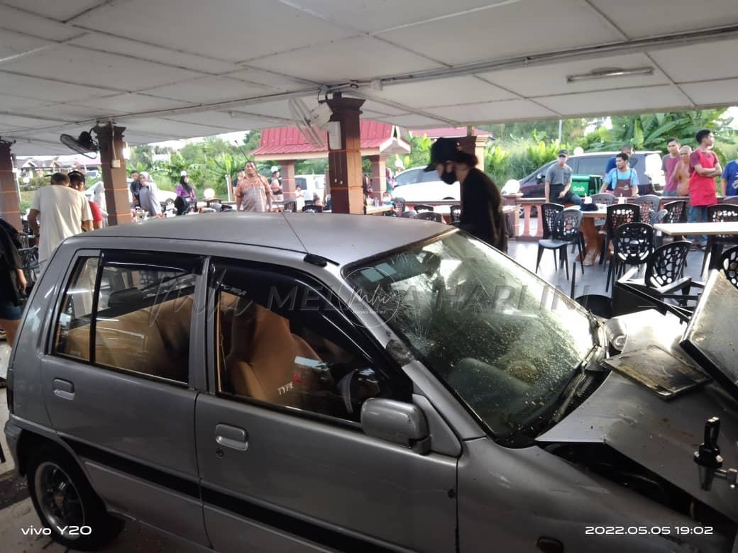 Tertekan pedal minyak, Kancil rempuh restoran tomyam