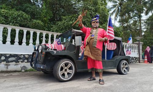 Segak bertanjak Jalur Gemilang