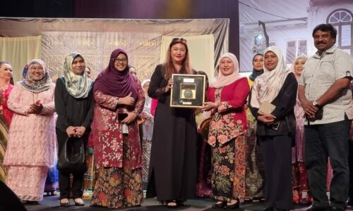 Toh Puan Asmah hadir tonton Teater Pukol Anak Sinday Menantu