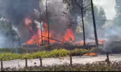 Api marak pesawat terhempas padam dalam tempoh enam minit