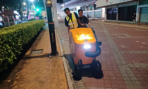 ‘Robot Street Sweeper’ kekalkan kebersihan di Zon Bebas Kenderaan