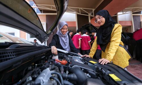 Belajar automotif bukan sekadar untuk jadi ‘pomen’ kereta