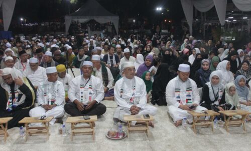 Selawat ke atas Nabi Muhammad SAW bergema di Masjid MITC