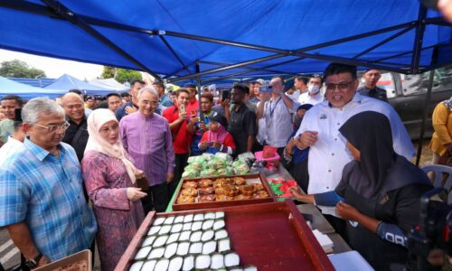 Melaka mohon perkenan namakan Bazar Ramadan Peringgit sempena nama Raja Permaisuri Agong