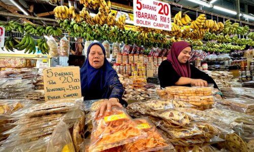 ‘Syurga’ oleh-oleh murah di Alor Gajah