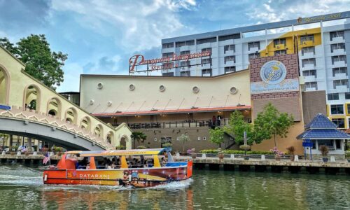 Bila Larut Malam: Melaka River Cruise buka dua kaunter tiket