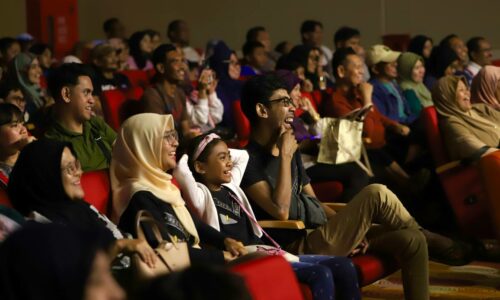 Melaka Bila Larut Malam: Panggung Bangsawan beza ‘show’ setiap bulan