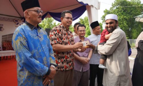 Asnaf fakir, miskin, mualaf terima bantuan Aidiladha