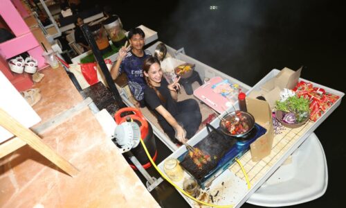 ‘Floating Market Melaka’ kini ‘port’ santai pilihan