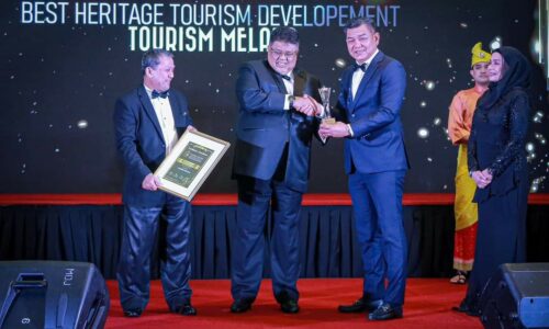 Melaka rangkul Anugerah Best Heritage Tourism Development