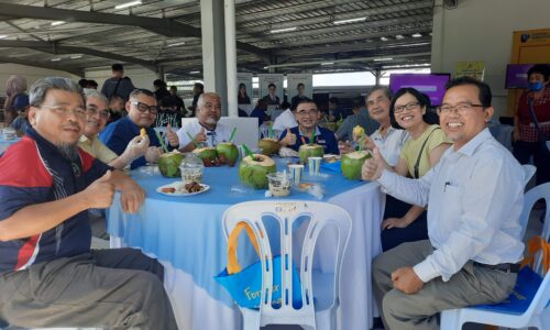 Pantai Hospital, hospital pertama di Melaka perkenal bantuan robotik Da Vinci Xi