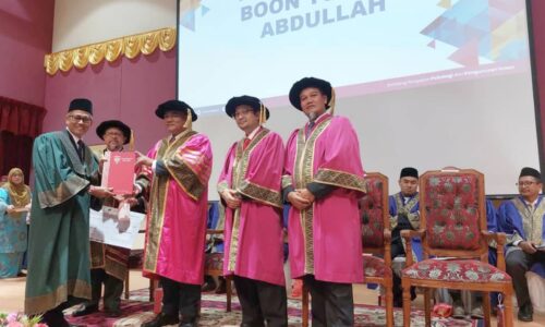 Mualaf warga emas antara graduan SALAM