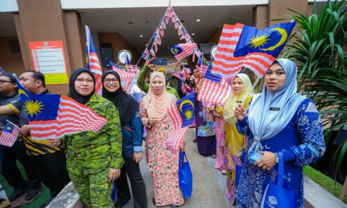 JPN Melaka laksana transaksi tanpa tunai September ini