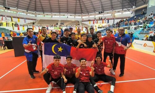 Melaka rangkul emas antara regu sepak takraw