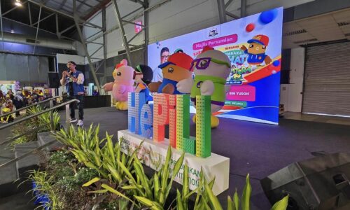 KEMBARA SIHAT BERSAMA DIDI & FRIENDS DI MELAKA TARIK 20,000 PENGUNJUNG