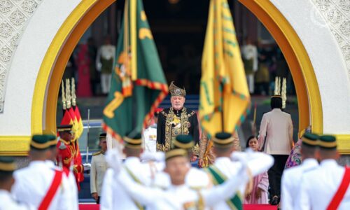 AGONG LAWAT CHINA, LEMBARAN BAHARU HUBUNGAN DIPLOMATIK MALAYSIA-CHINA