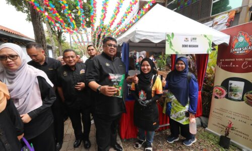 28 USAHAWAN MELAKA BERKAMPUNG DI MAHA 2024