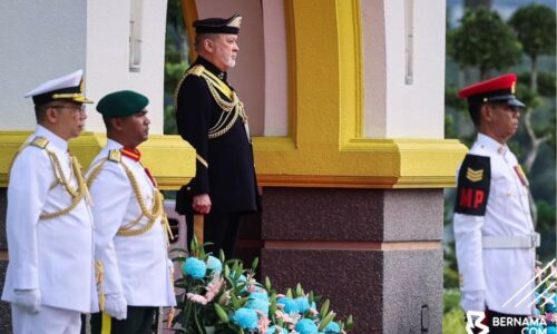 AGONG BERI AMARAN TARIK BALIK DARJAH PENERIMA YANG CEMAR NAMA NEGARA