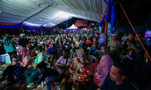 KONSERT PESTA PANTAI TANJUNG BIDARA MERIAH