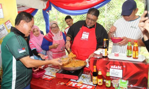 MI GORENG ISTIMEWA AIR TANGAN KETUA MENTERI