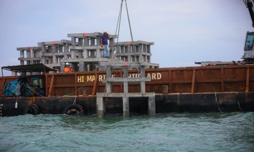 TUKUN TIRUAN JAGA HABITAT TAMAN LAUT MELAKA