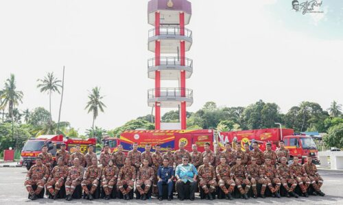 BOMBA MELAKA BANTU LATIH PARAMEDIK KOMUNITI