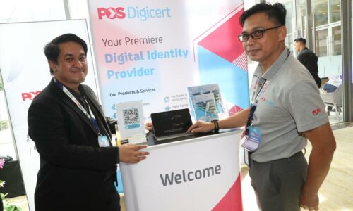 KAMPUNG DIGITAL LANCARKAN URUSAN POS