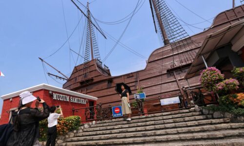 LEBIH 422,000 LAWAT MUZIUM DI MELAKA