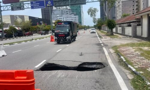 TINDAKAN SEGERA BAIKI LUBANG BENAM – JKR MELAKA