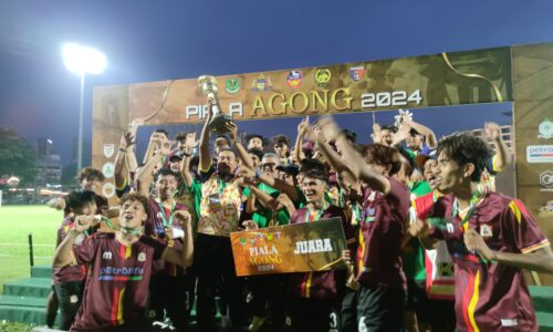 SELANGOR JULANG PIALA AGONG