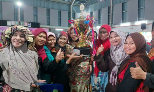 PIALA TUN TEJA MILIK DUN REMBIA