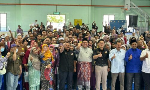 SEGERAKAN PROJEK KAWALAN HAKISAN PANTAI PUTERI