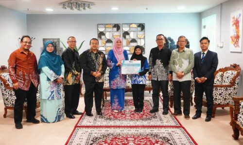 UTEM TAWAR BIASISWA ANAK EMAS, PAKEJ KEBAJIKAN BANTU PELAJAR ASNAF