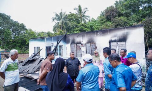 KERAJAAN NEGERI PERMUDAHKAN URUSAN MANGSA KEBAKARAN