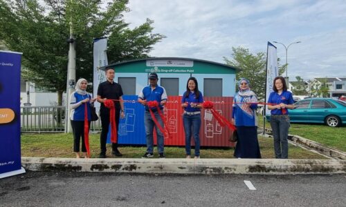 SEMAKIN RAMAI AMAL KITAR SEMULA DI MELAKA