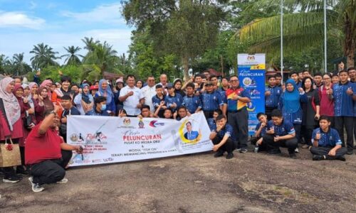 MELAKA NEGERI PERTAMA PERKENAL MODUL TERAPI MEMANCING ‘FISH ON’