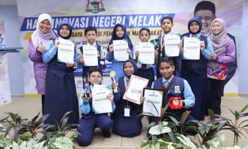 BUKA PELUANG MURID KETENGAHKAN IDEA INOVASI