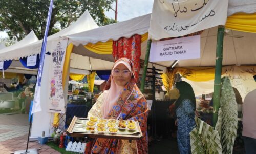 ANGKAT KEUNIKAN MAKANAN WARISAN MELAKA