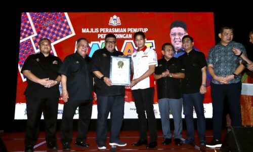 MELAKA CIPTA REKOD PENGANJURAN DAM AJI TERBESAR NEGARA