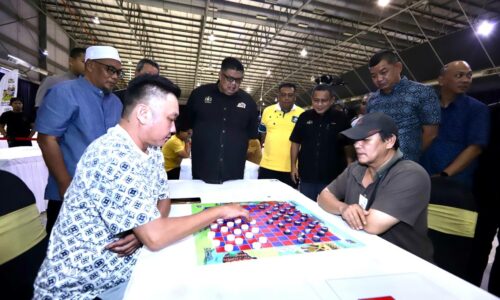 ERA BAHARU KOTAK PERMAINAN DAM AJI BERMULA DI MELAKA