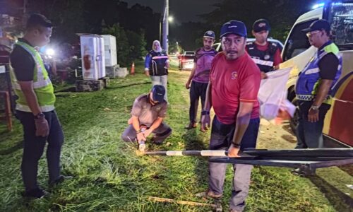 MPHTJ ‘CABUT’ PAPAN IKLAN TIDAK BELESEN