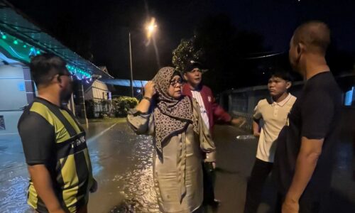 TANGANI 4 ‘HOTSPOT’ BANJIR DI PANTAI KUNDOR