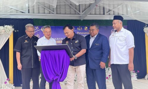 KERAJAAN MELAKA CAKNA PROGRAM PENDIDIKAN KHAS