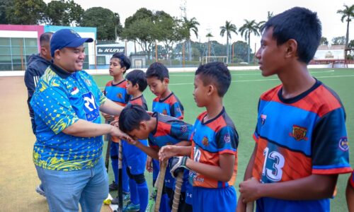 NAIK TARAF STADIUM HOKI BUKIT SERINDIT BERMULA JULAI