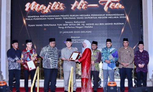 MELAKA JADI CONTOH NEGERI PRAKTIK NILAI PATRIOTISME