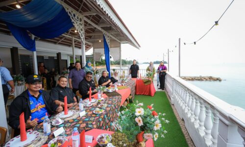 RUMAH KAHWIN MERCU EKONOMI KUALA LINGGI