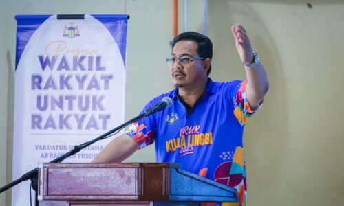 MASYARAKAT KUALA LINGGI DAPAT LIMPAHAN W.R.U.R